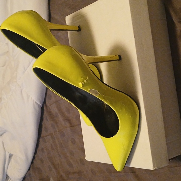 Highlighter heels - Picture 3 of 3